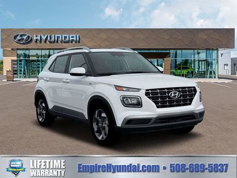 New 2026 Hyundai Venue SEL image 11