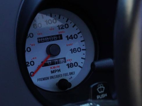 Used 1994 Dodge Viper RT/10 image 32