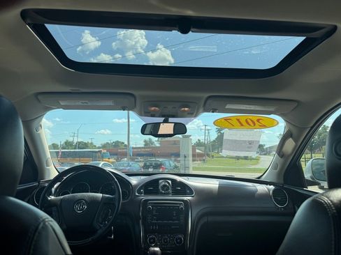 Used 2017 Buick Enclave Leather image 11