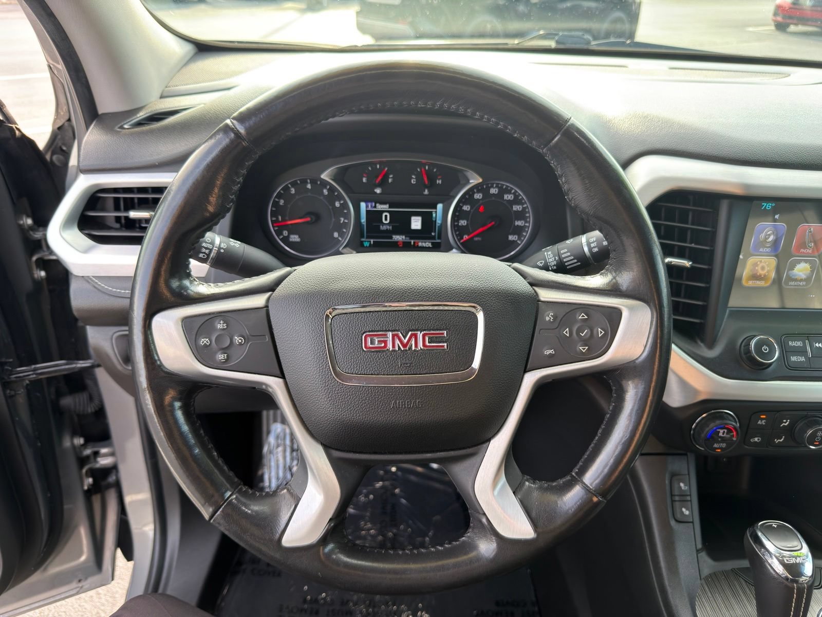 Used 2019 GMC Acadia SLT AWD/4WD image 14