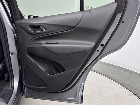 Used 2024 Chevrolet Equinox LT image 30