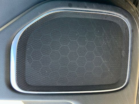 Used 2018 GMC Sierra 1500 SLT w/ SLT Preferred Package image 53