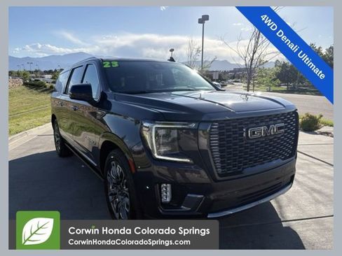 Used 2023 GMC Yukon XL Denali Ultimate AWD/4WD image 1