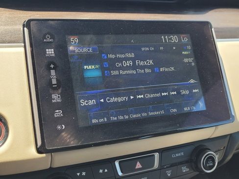 Used 2018 Honda Clarity Plug-In Hybrid image 27