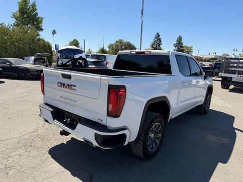 Used 2025 GMC Sierra 1500 AT4 AWD/4WD image 5