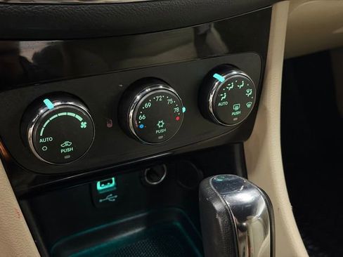 Used 2012 Chrysler 200 Touring w/ Cold Weather Group image 23