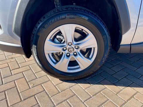 Used 2025 Toyota RAV4 XLE image 10