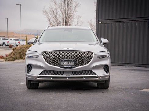 Used 2025 Genesis GV70 2.5T AWD/4WD image 3