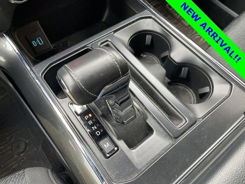 Certified 2022 Ford F150 XLT w/ Equipment Group 302A High image 13