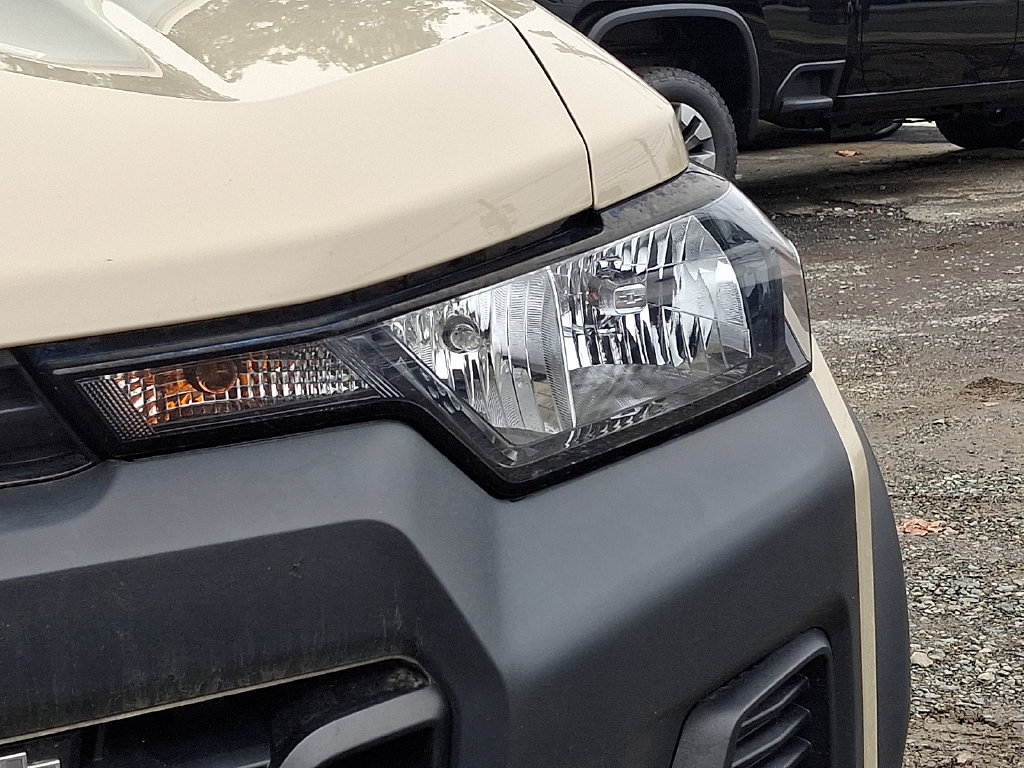 Used 2023 Chevrolet Colorado Trail Boss w/ LPO, Dark Essentials Package AWD/4WD image 36