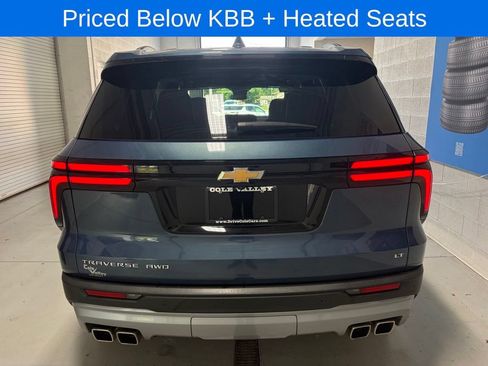 Used 2024 Chevrolet Traverse LT AWD/4WD image 18