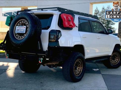 Used 2020 Toyota 4Runner SR5 image 12