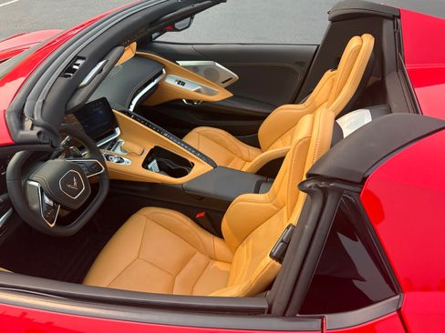 Used 2025 Chevrolet Corvette Stingray Preferred Conv RWD image 22