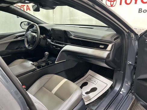 Used 2025 Toyota Camry SE w/ Convenience Package AWD/4WD image 12