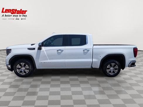 Used 2025 GMC Sierra 1500 SLT RWD image 2