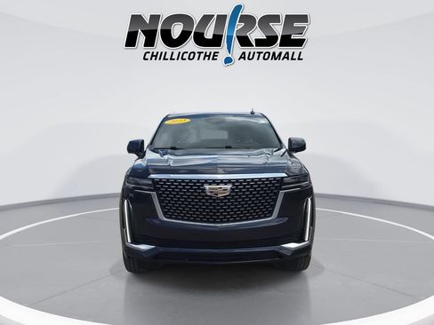 Used 2023 Cadillac Escalade Premium Luxury AWD/4WD image 3