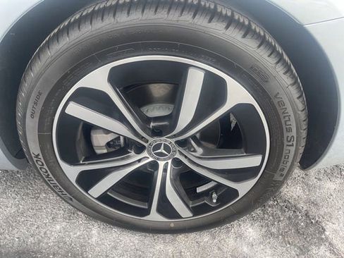 Used 2024 Mercedes-Benz CLE 300 4MATIC Coupe image 28