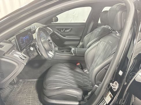 Used 2025 Mercedes-Benz S 63 AMG S image 16