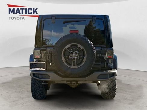 Used 2016 Jeep Wrangler Unlimited Sahara image 6