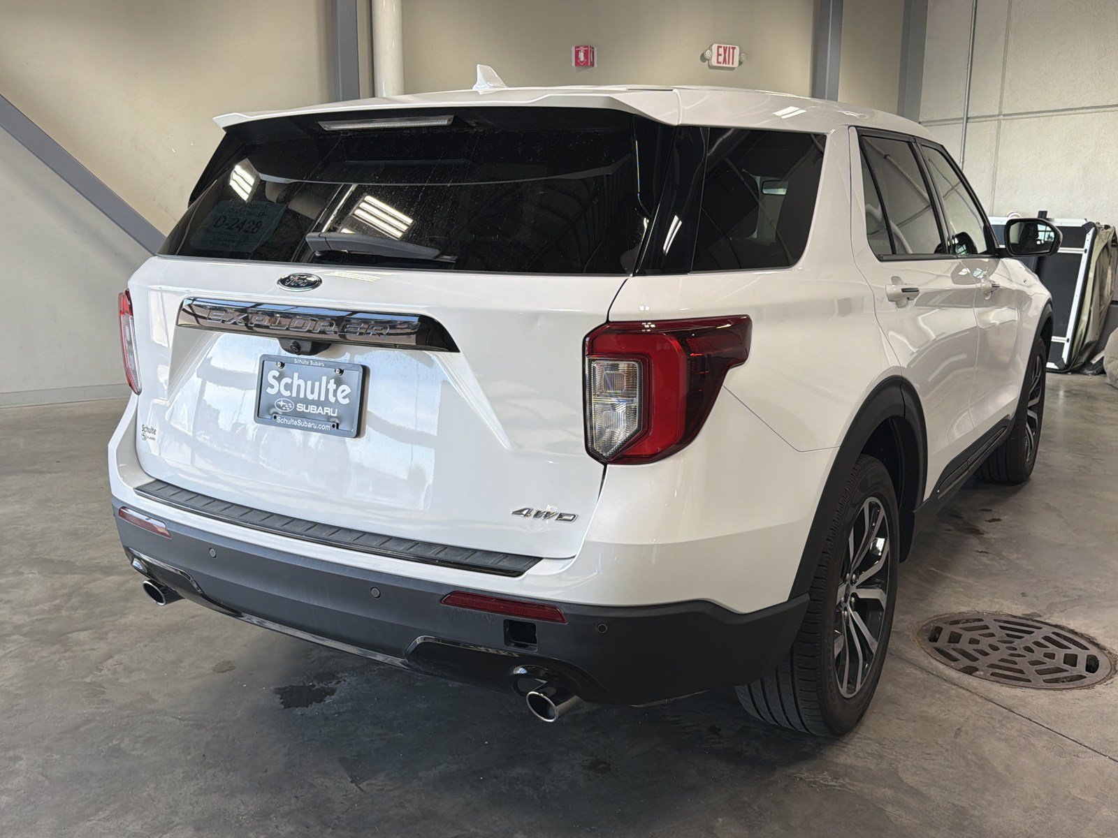 Used 2022 Ford Explorer ST-Line AWD/4WD image 11