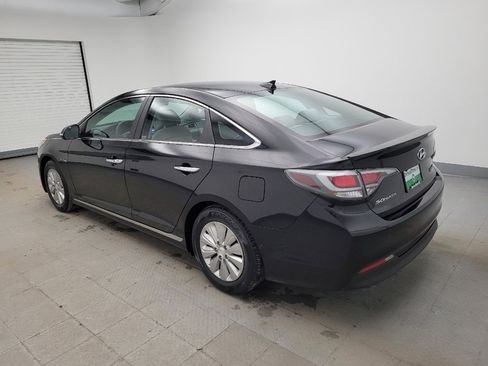 Used 2017 Hyundai Sonata SE image 3