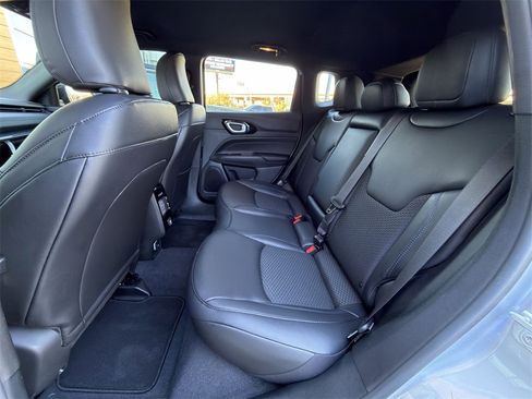 New 2026 Jeep Compass Latitude image 20