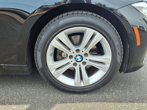 Used 2016 BMW 328i xDrive Sedan AWD/4WD image 9