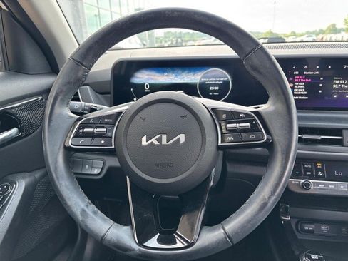 Used 2024 Kia Seltos EX AWD/4WD image 12