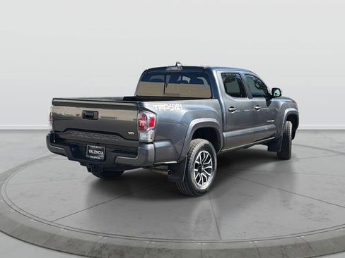 Used 2022 Toyota Tacoma TRD Sport image 4