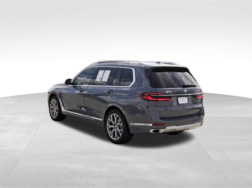 Used 2026 BMW X7 xDrive40i AWD/4WD image 3