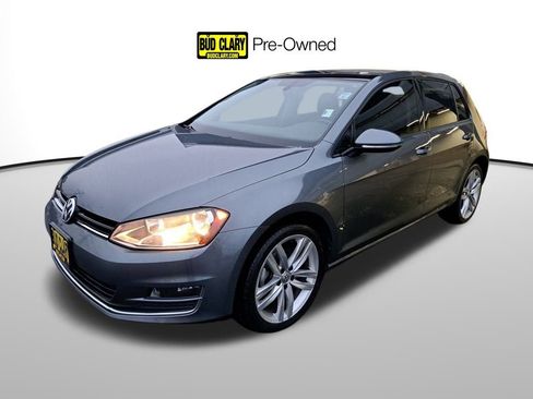 Used 2017 Volkswagen Golf SEL image 1
