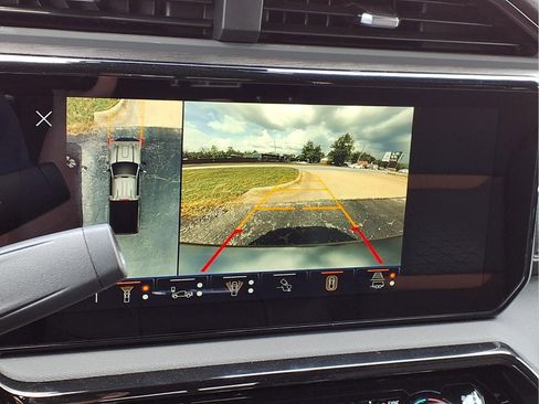 New 2026 GMC Sierra 2500 AT4 w/ AT4 Premium Plus Package AWD/4WD image 29