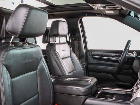 Used 2023 GMC Yukon Denali w/ Denali Reserve Package AWD/4WD image 33