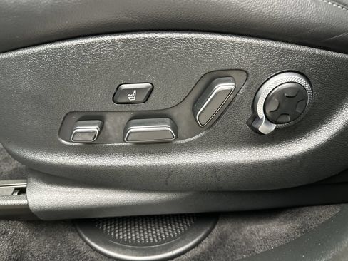 Certified 2026 Genesis GV80 2.5T Prestige AWD/4WD image 12