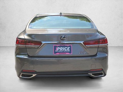 Used 2018 Lexus LS 500 w/ Interior Upgrade Package RWD image 6