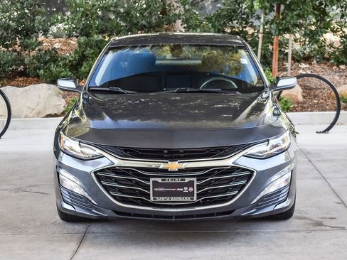 Used 2021 Chevrolet Malibu LT image 2