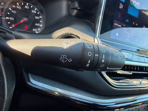 Used 2023 Jeep Compass Trailhawk image 30