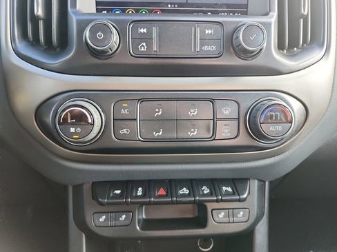 Used 2022 Chevrolet Colorado Z71 image 15