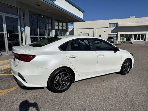 Used 2024 Kia Forte LXS image 8