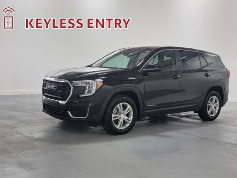 Used 2022 GMC Terrain SLE image 4