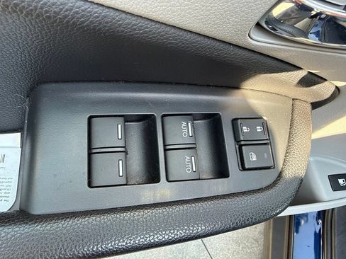Used 2022 Honda Ridgeline RTL image 12