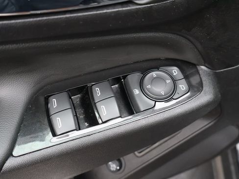 Used 2023 Chevrolet Equinox Premier AWD/4WD image 14