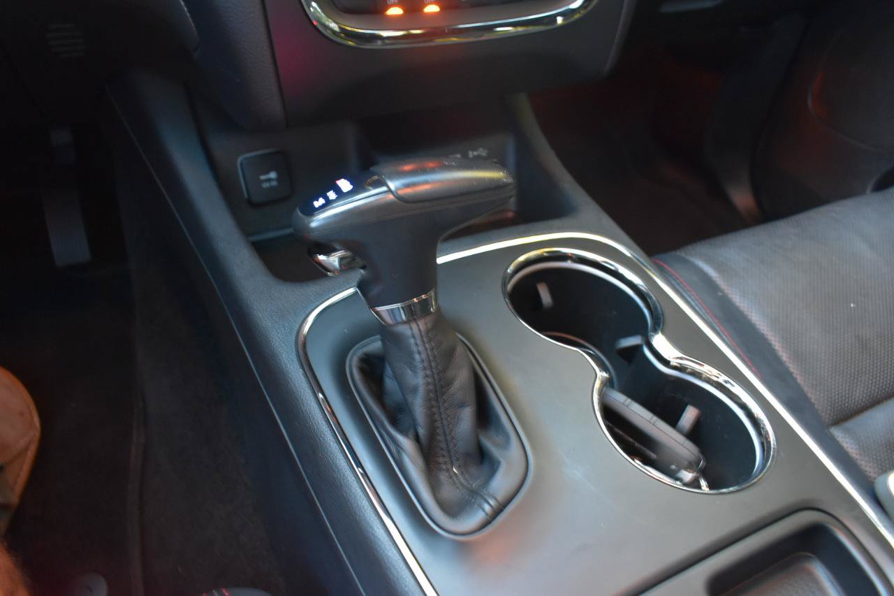 Used 2018 Dodge Durango R/T w/ Technology Group AWD/4WD image 34
