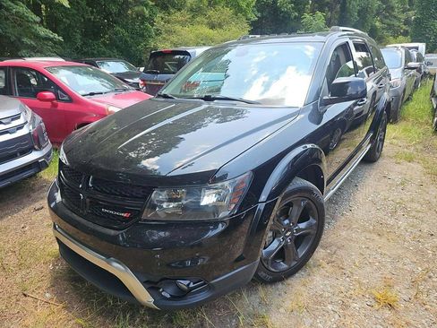 Used 2020 Dodge Journey Crossroad FWD image 1