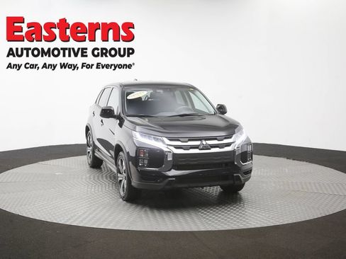 Used 2025 Mitsubishi Outlander Sport LE AWD/4WD image 49