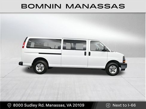 Used 2024 Chevrolet Express 3500 LT w/ LT Preferred Equipment Group RWD image 6