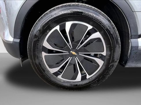 Certified 2024 Chevrolet Blazer EV LT AWD/4WD image 9