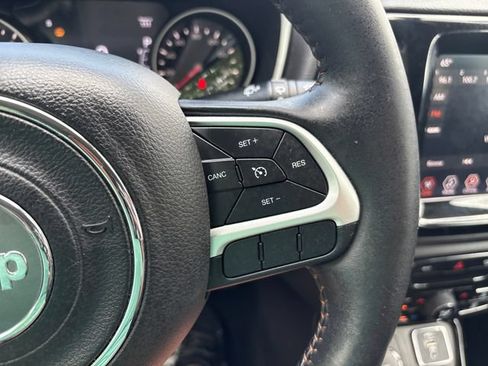 Used 2019 Jeep Compass Limited AWD/4WD image 12