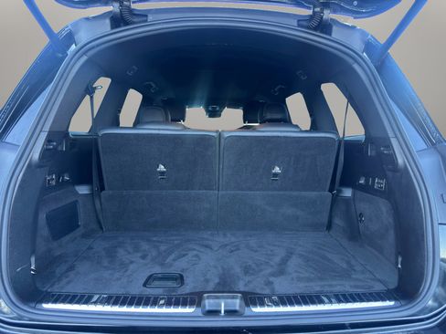 Used 2024 Mercedes-Benz GLS 450 4MATIC image 20