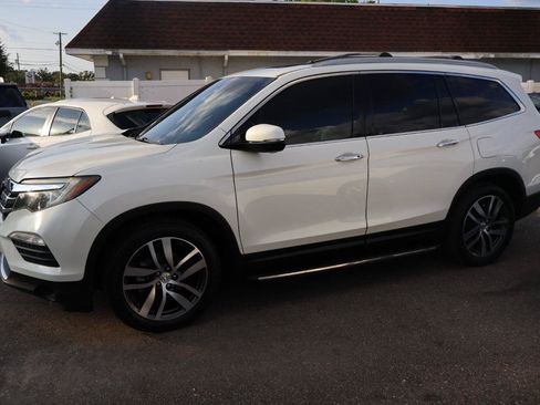 Used 2016 Honda Pilot Elite image 8